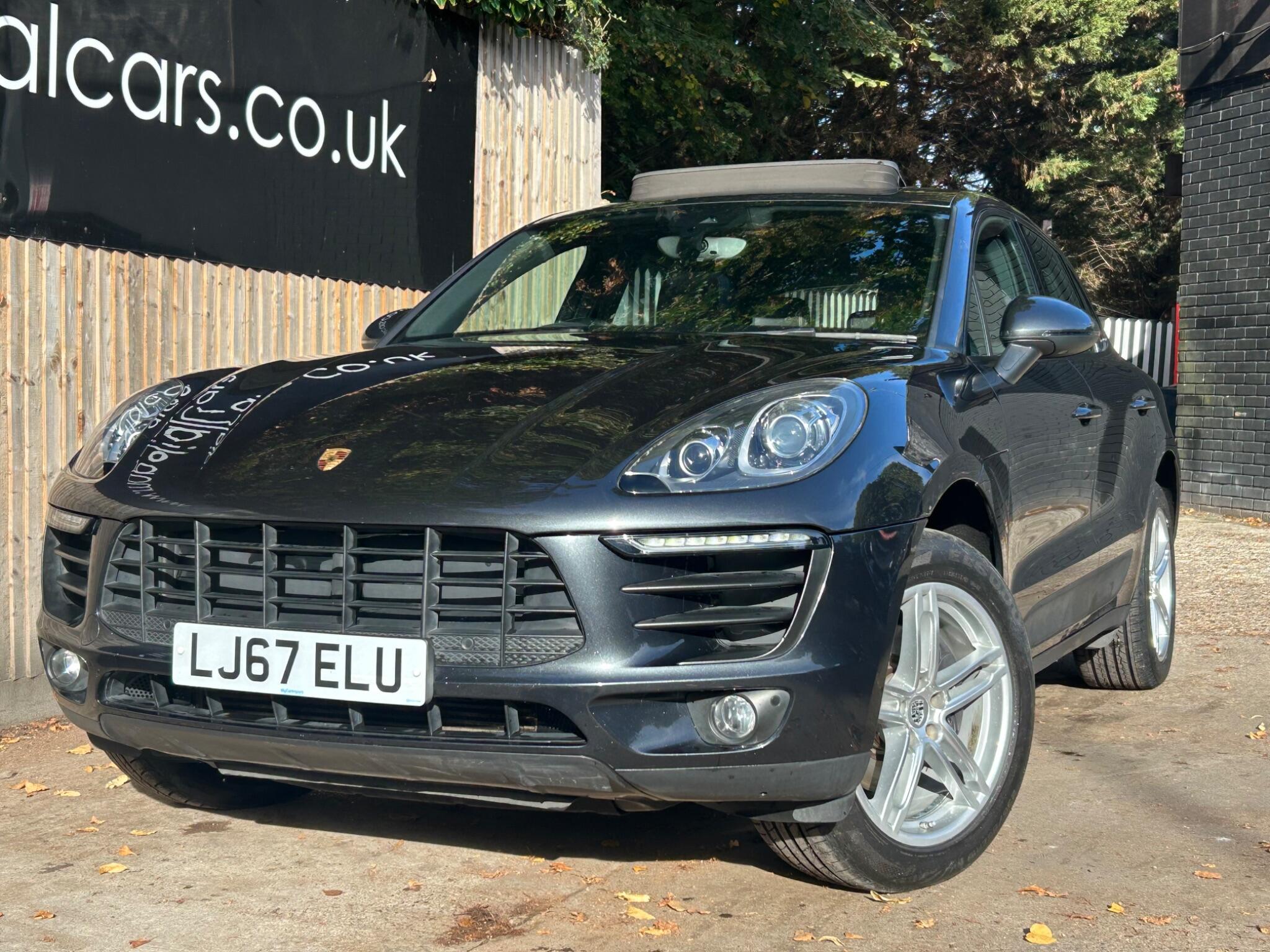 Porsche Macan view 2