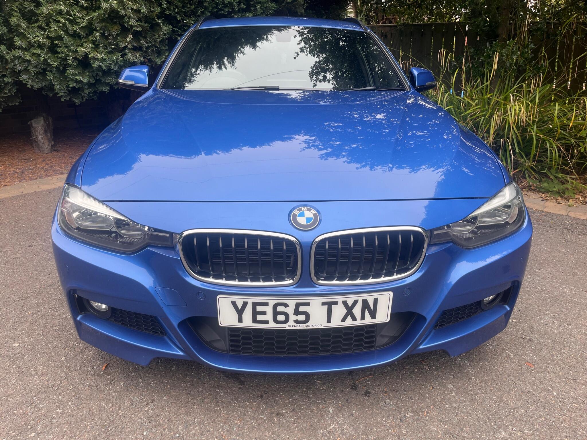 BMW 3 Series view 23