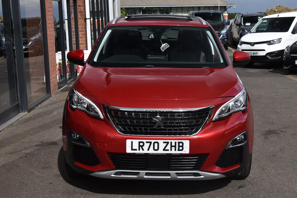 Peugeot 3008 view 3