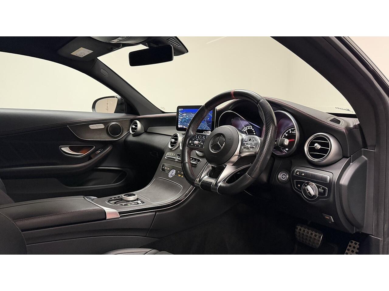 Mercedes-Benz C-Class view 13