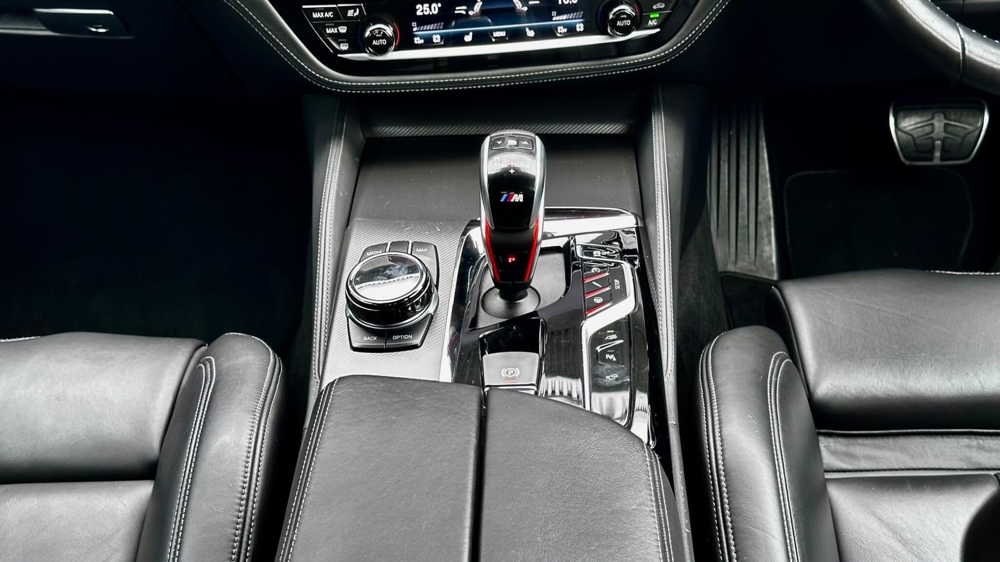 BMW M5 view 42