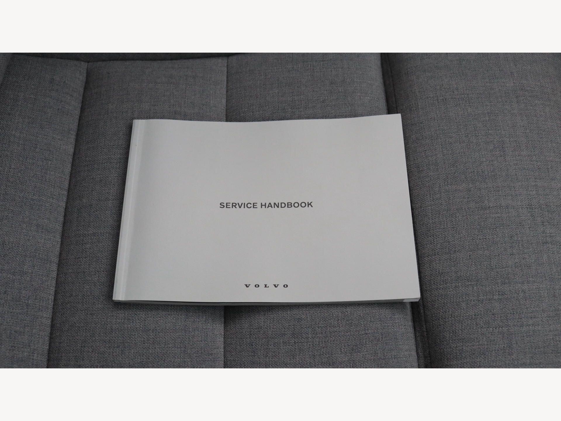 Volvo XC60 view 17