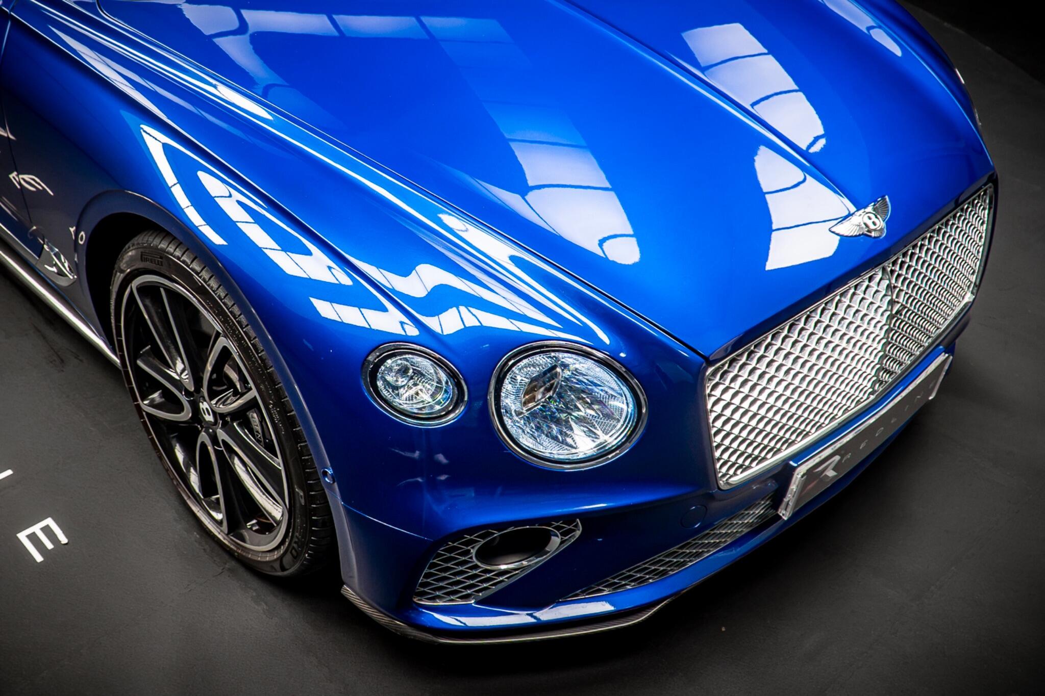 Bentley Continental view 11