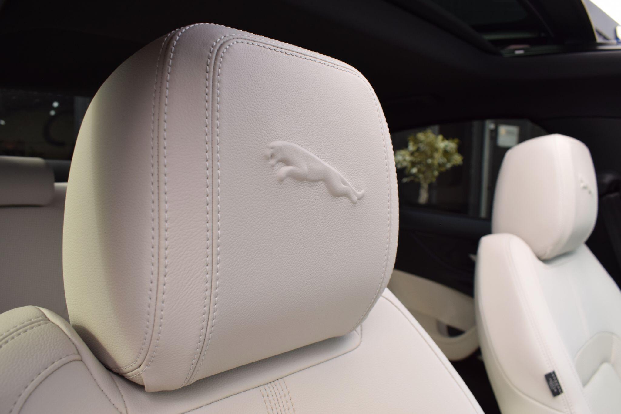 Jaguar Xe view 12