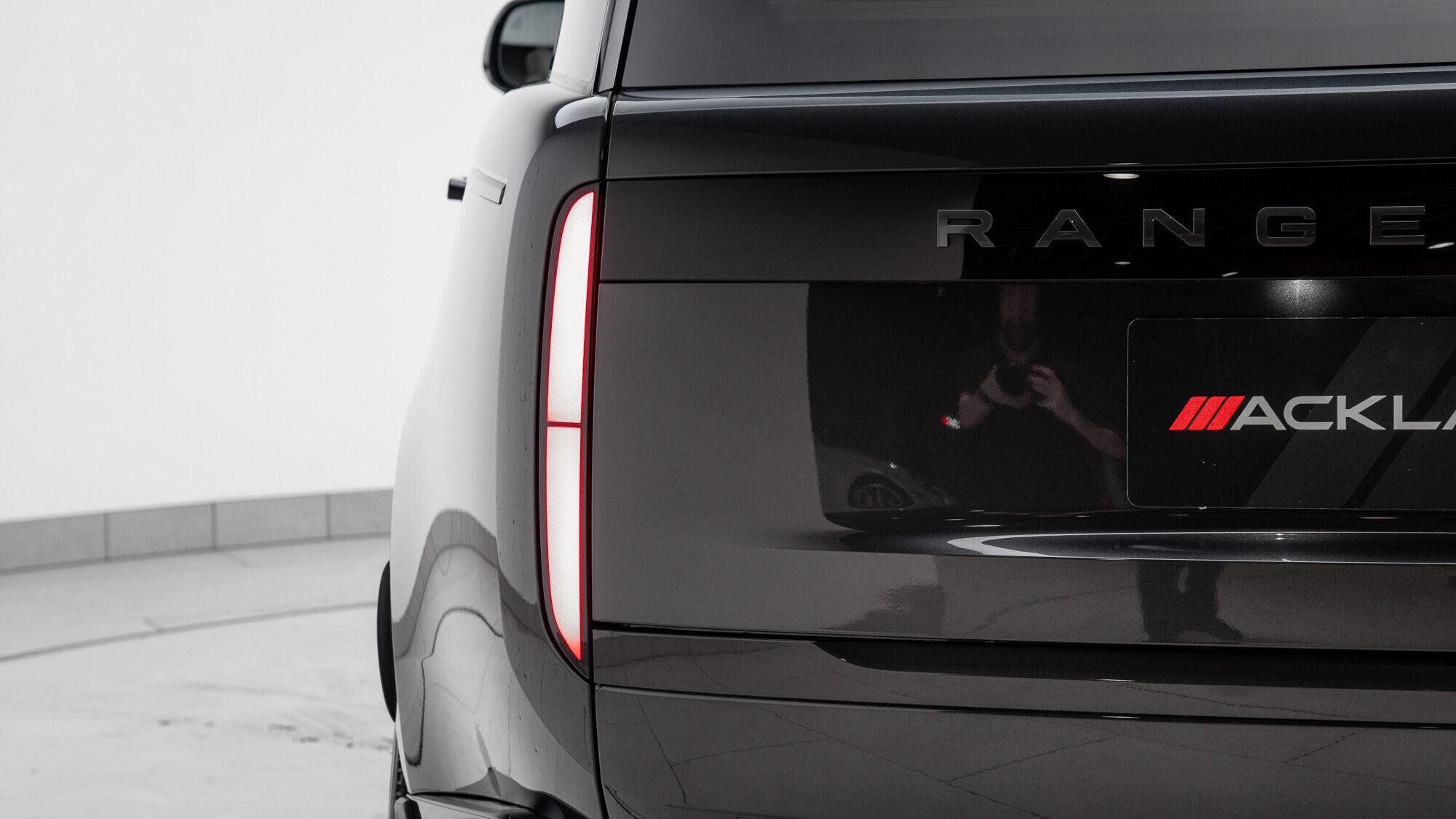 Land Rover Range Rover view 15