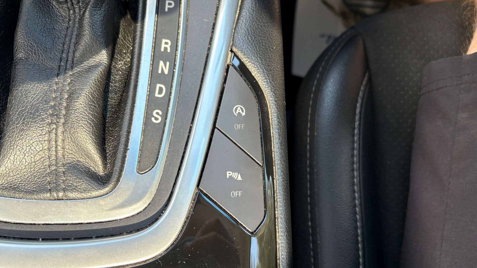Ford Edge view 39