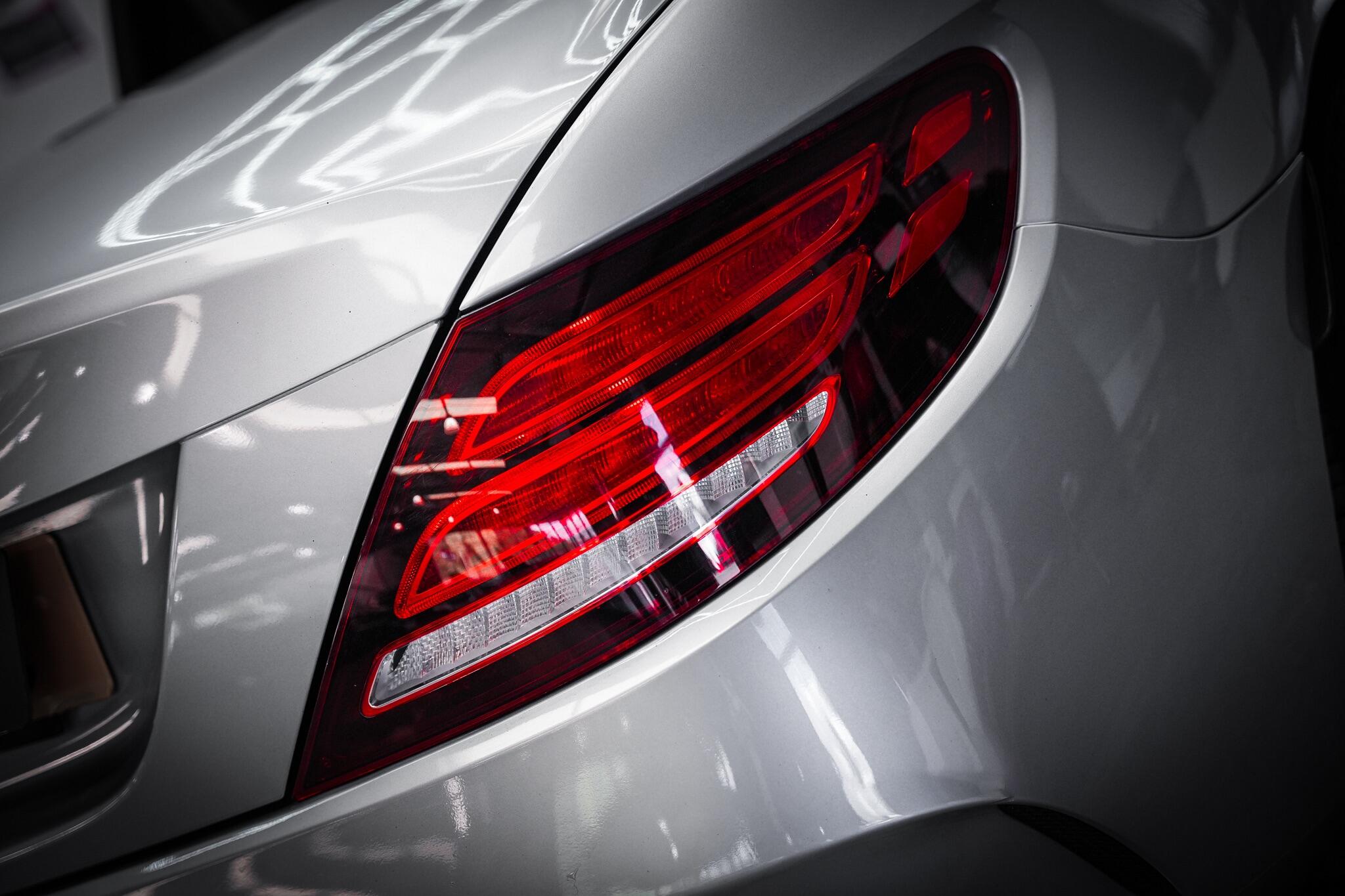 Mercedes-Benz SLC view 37