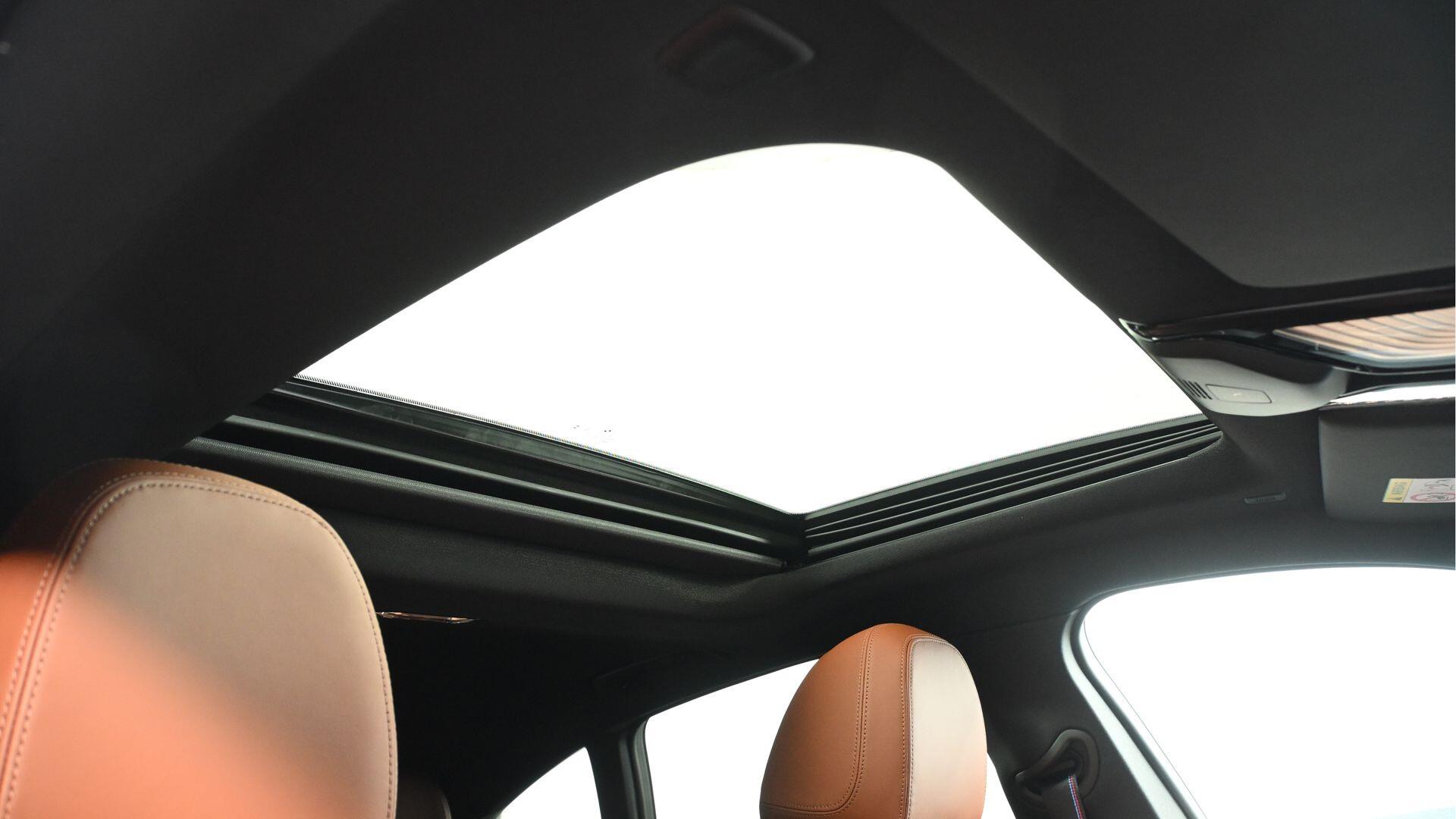 BMW i4 view 21