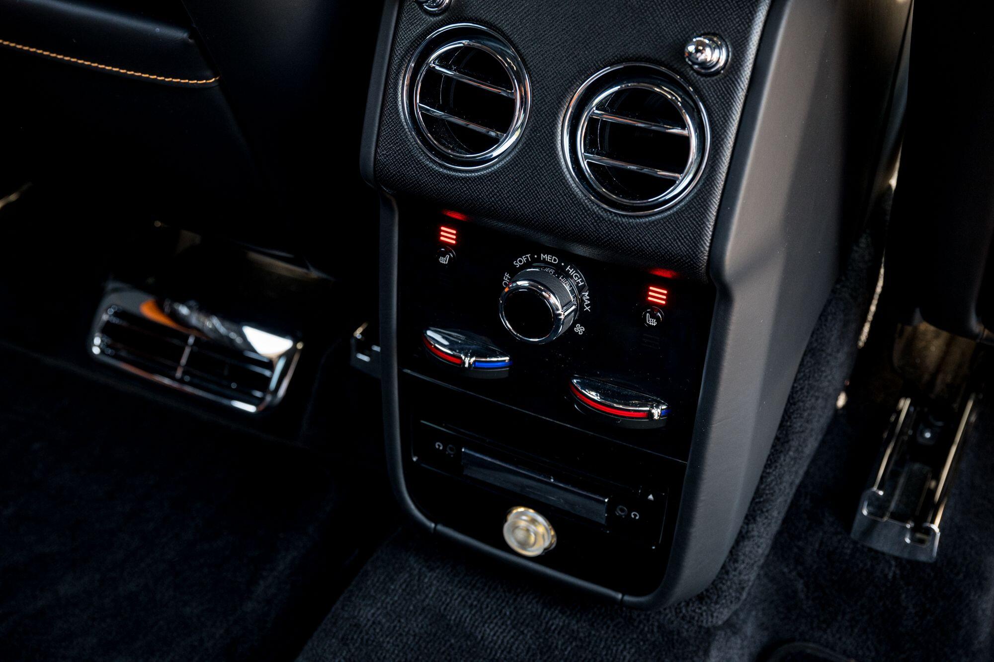 Rolls-Royce Cullinan view 57