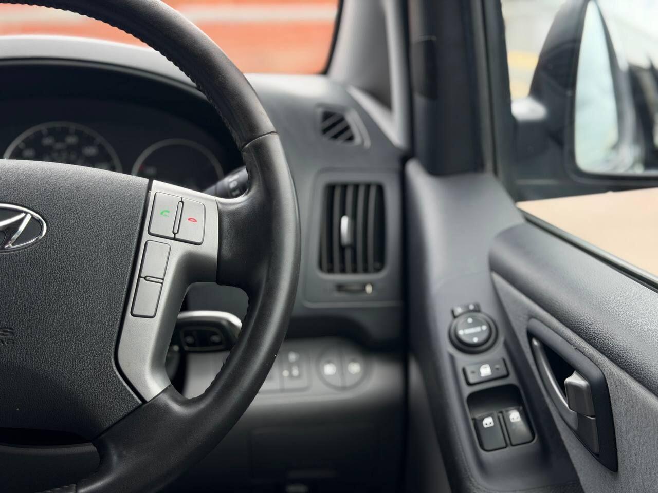 Hyundai I800 view 31