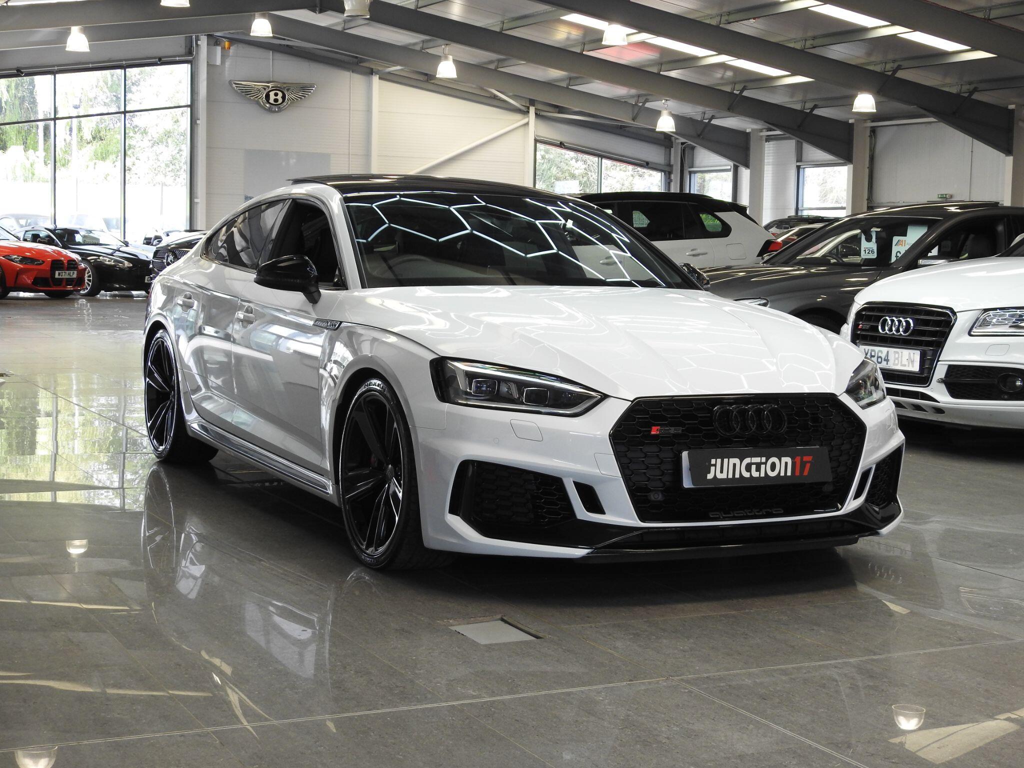 Audi RS5 view 6