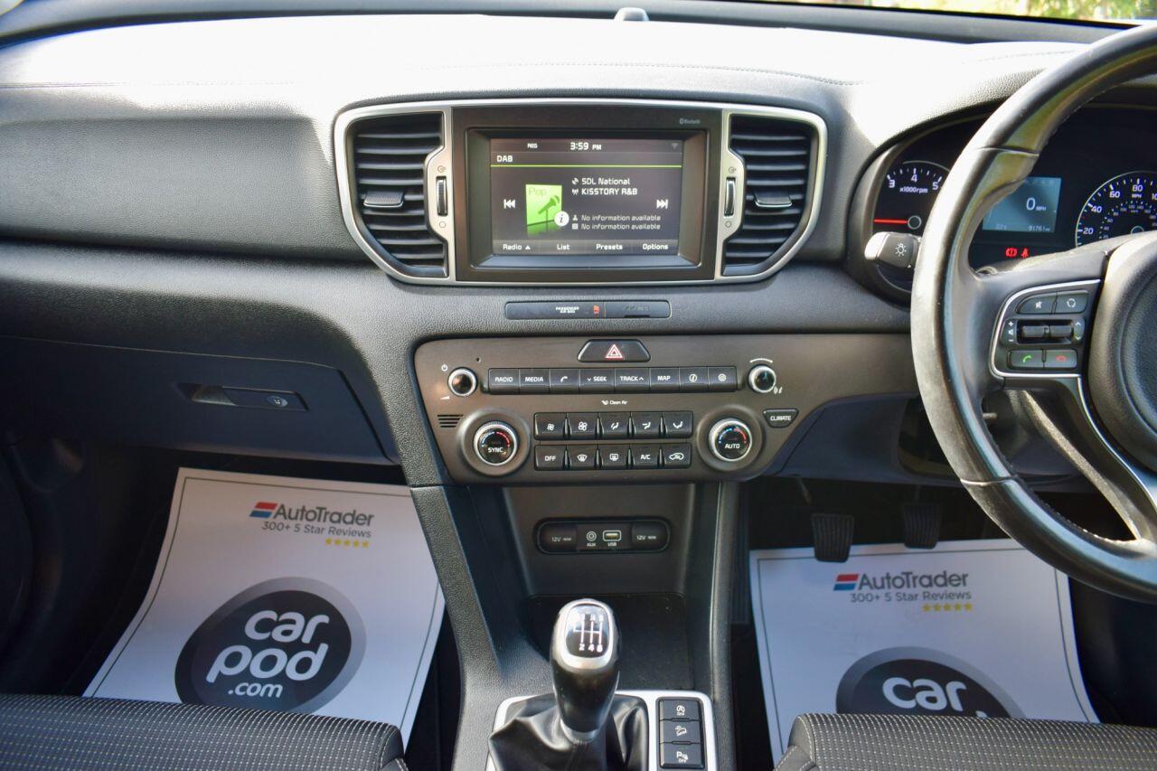 Kia Sportage view 45
