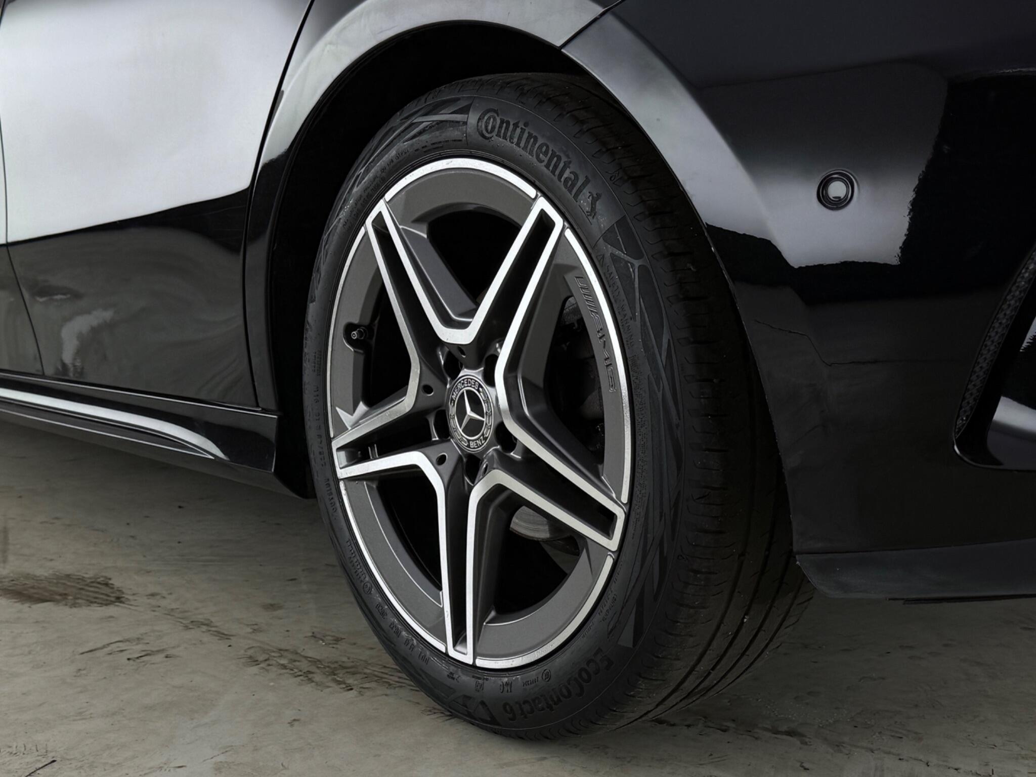 Mercedes-Benz A-Class view 9
