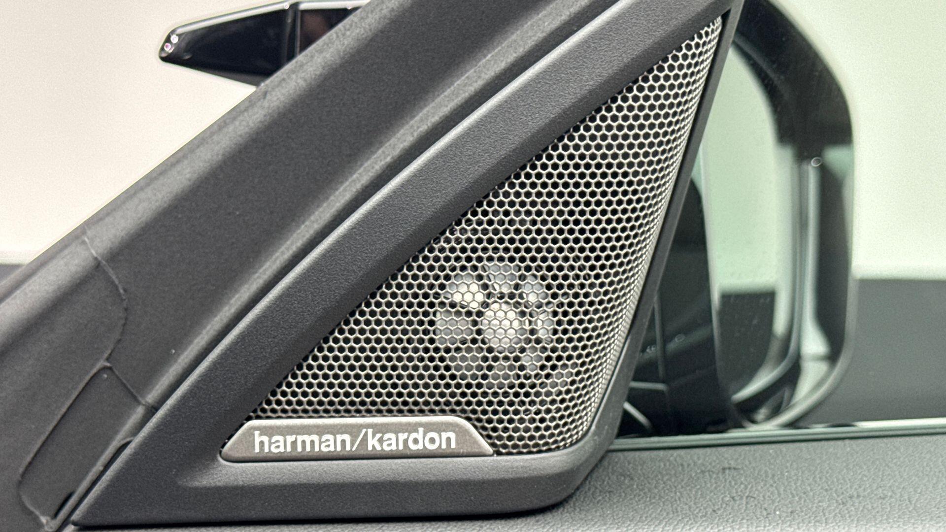 BMW 2 Series view 23