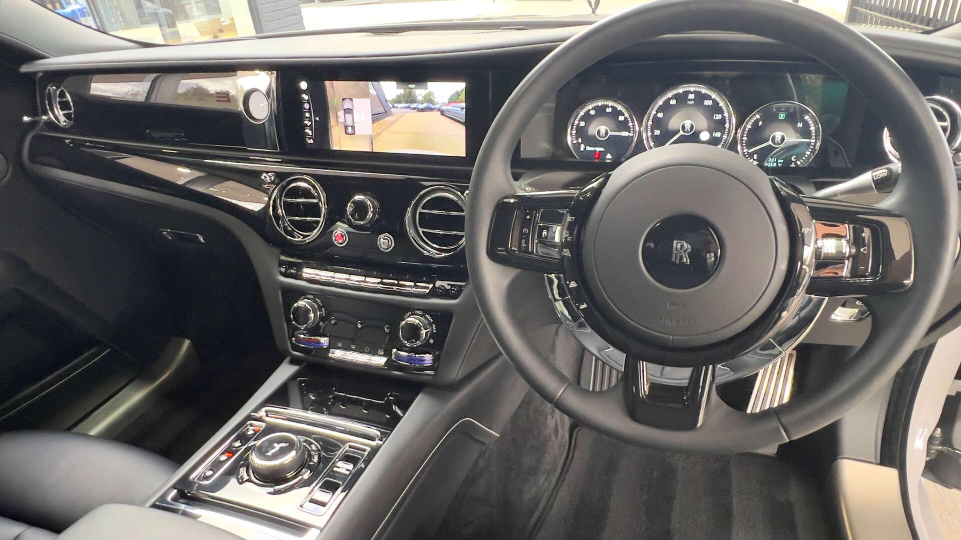 Rolls-Royce Ghost view 59