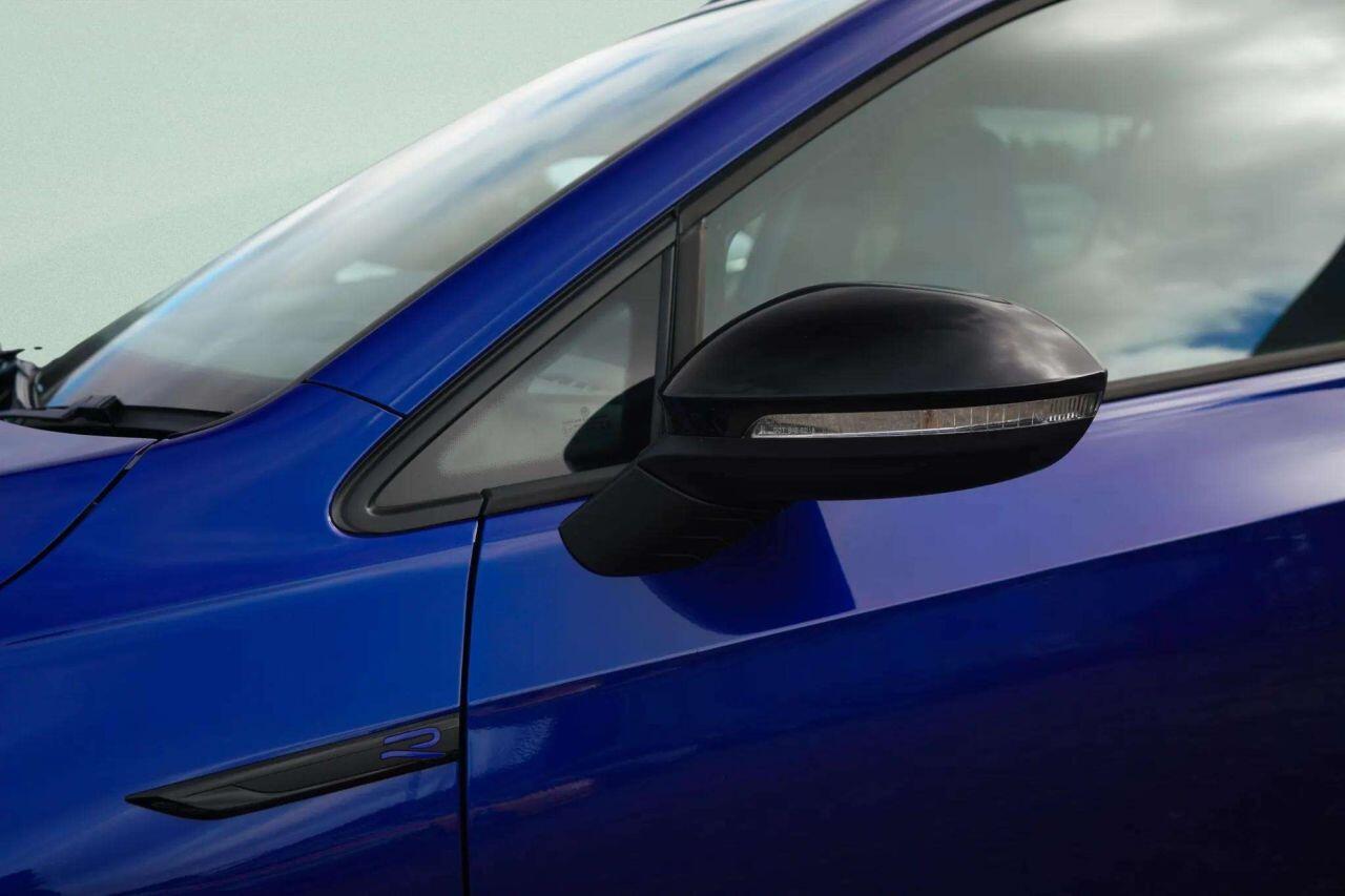 Volkswagen Golf view 16