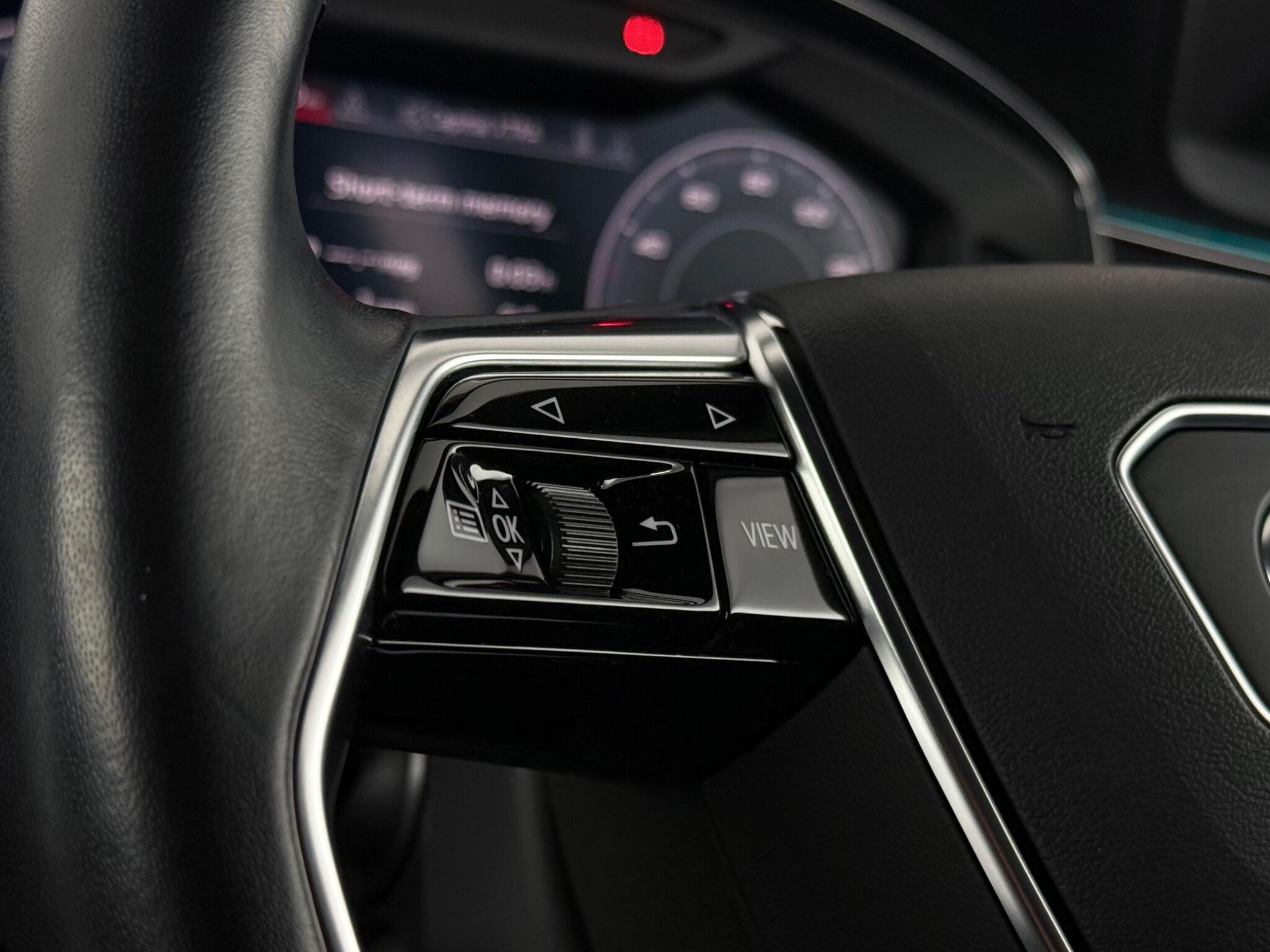 Audi A8 view 17