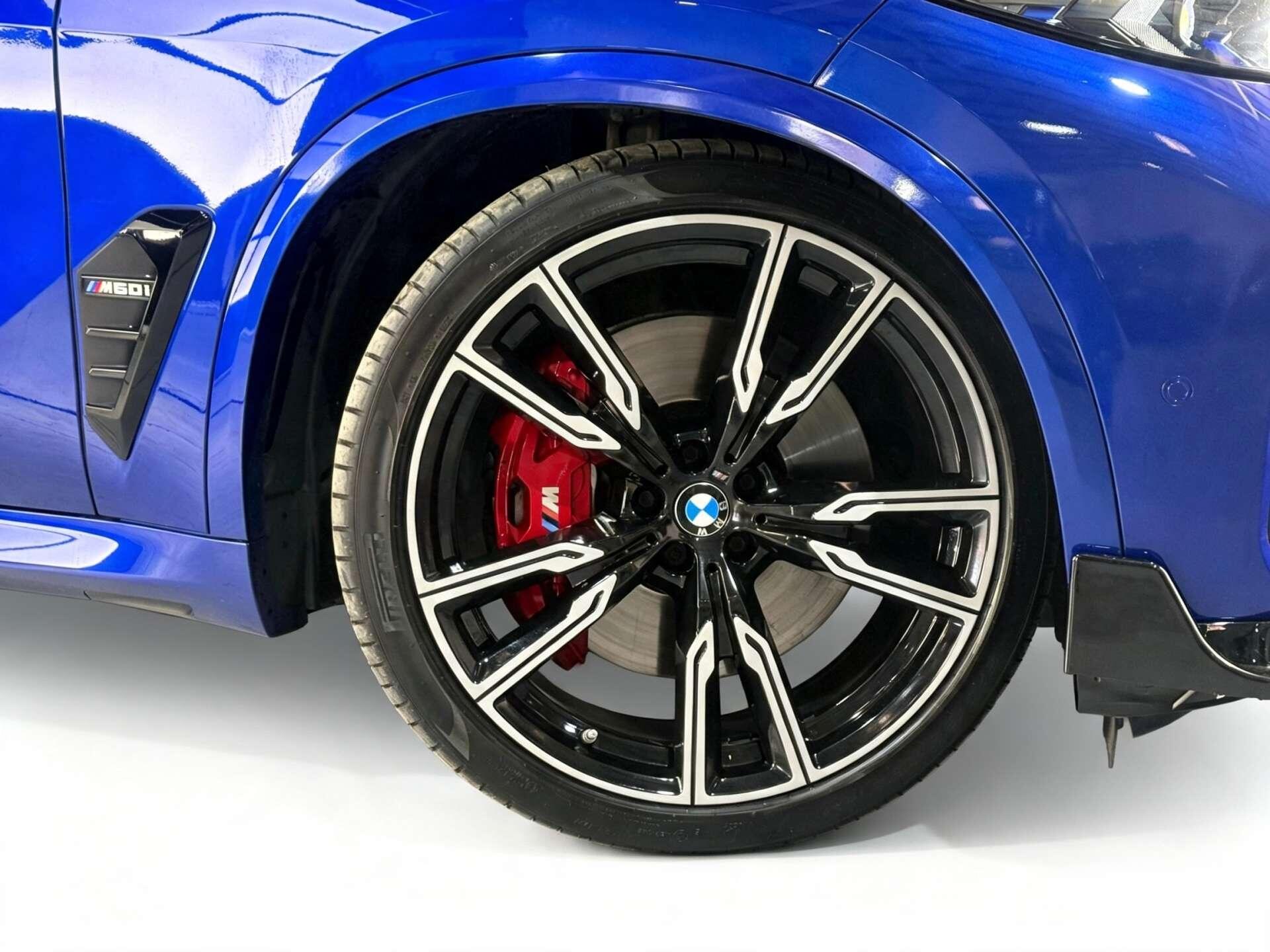 BMW X5 view 3