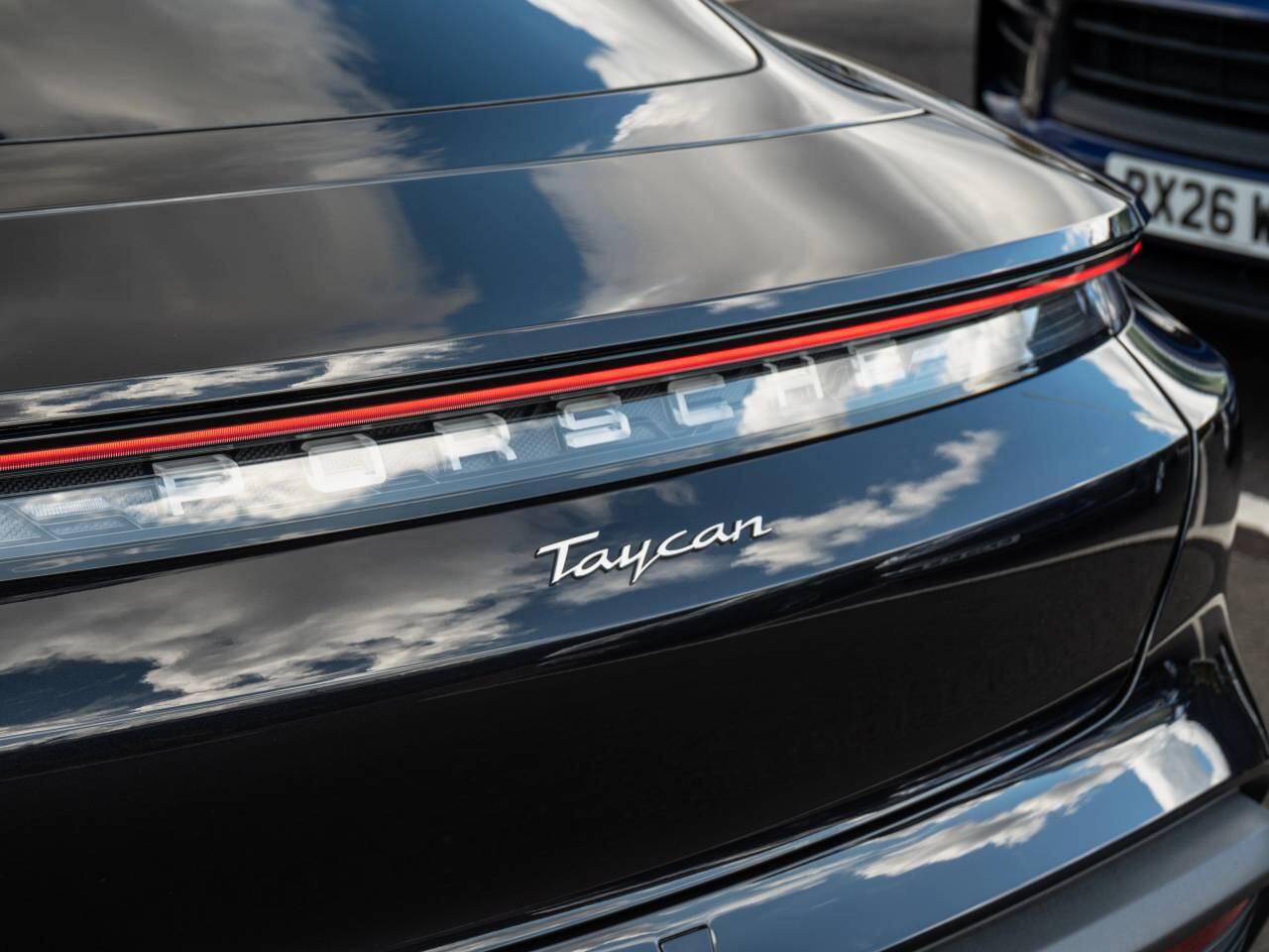 Porsche Taycan view 9