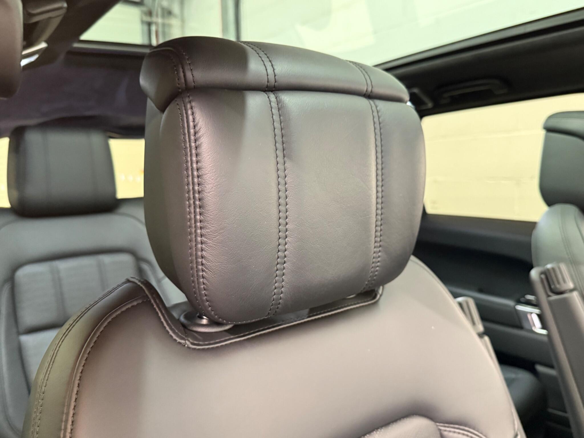 Land Rover Range Rover Sport view 15