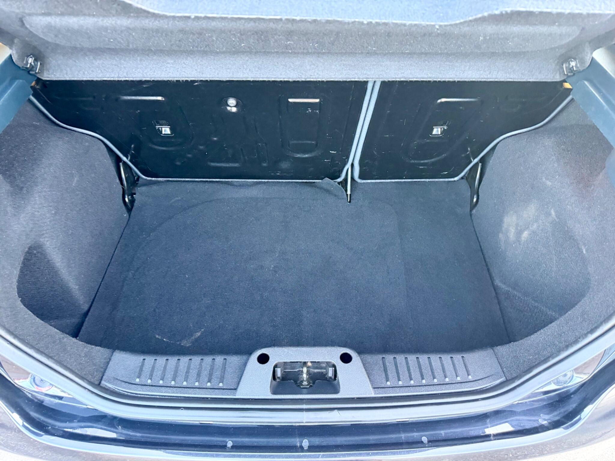 Ford Fiesta view 46