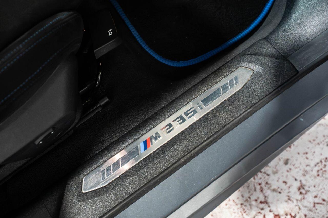 BMW 2 Series view 11
