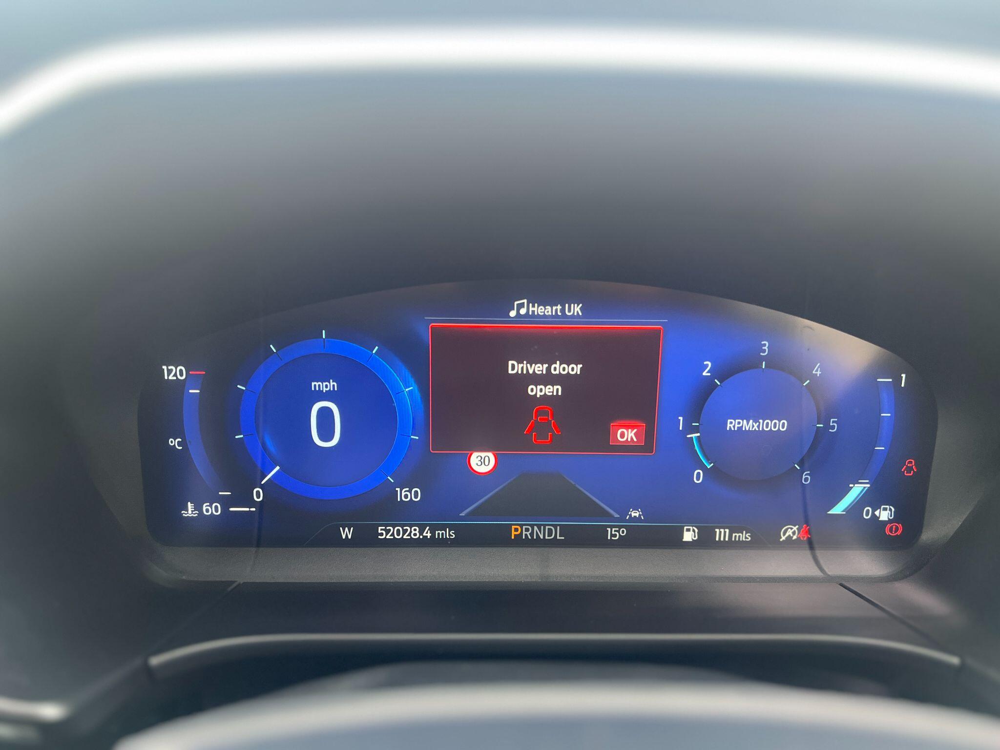 Ford Kuga view 34