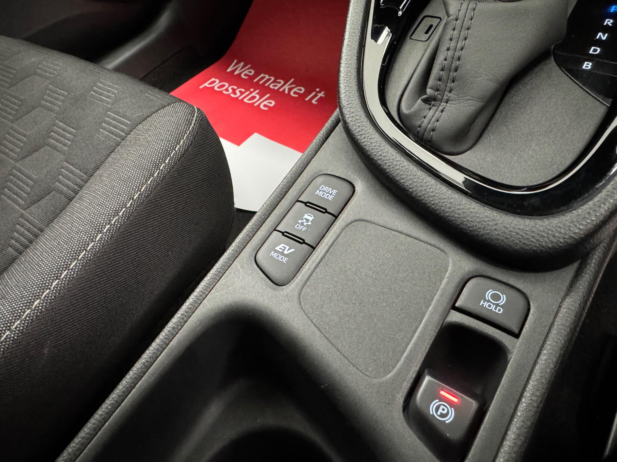 Toyota Yaris view 19