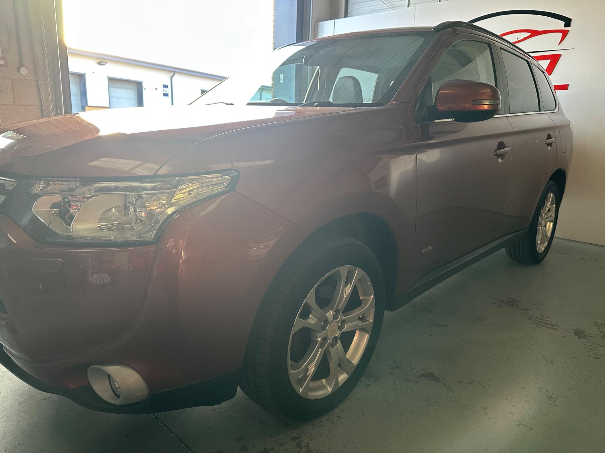 Mitsubishi Outlander view 44