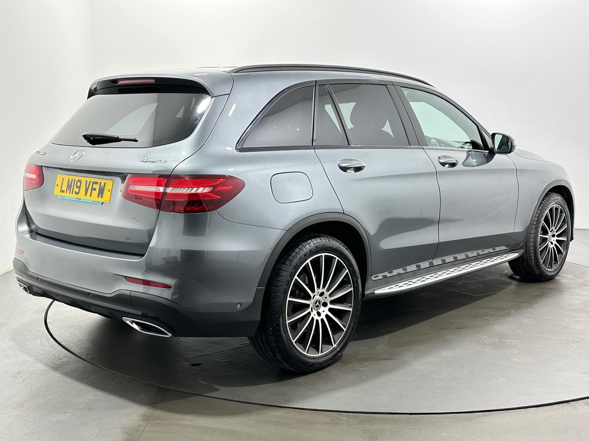 Mercedes-Benz GLC view 8
