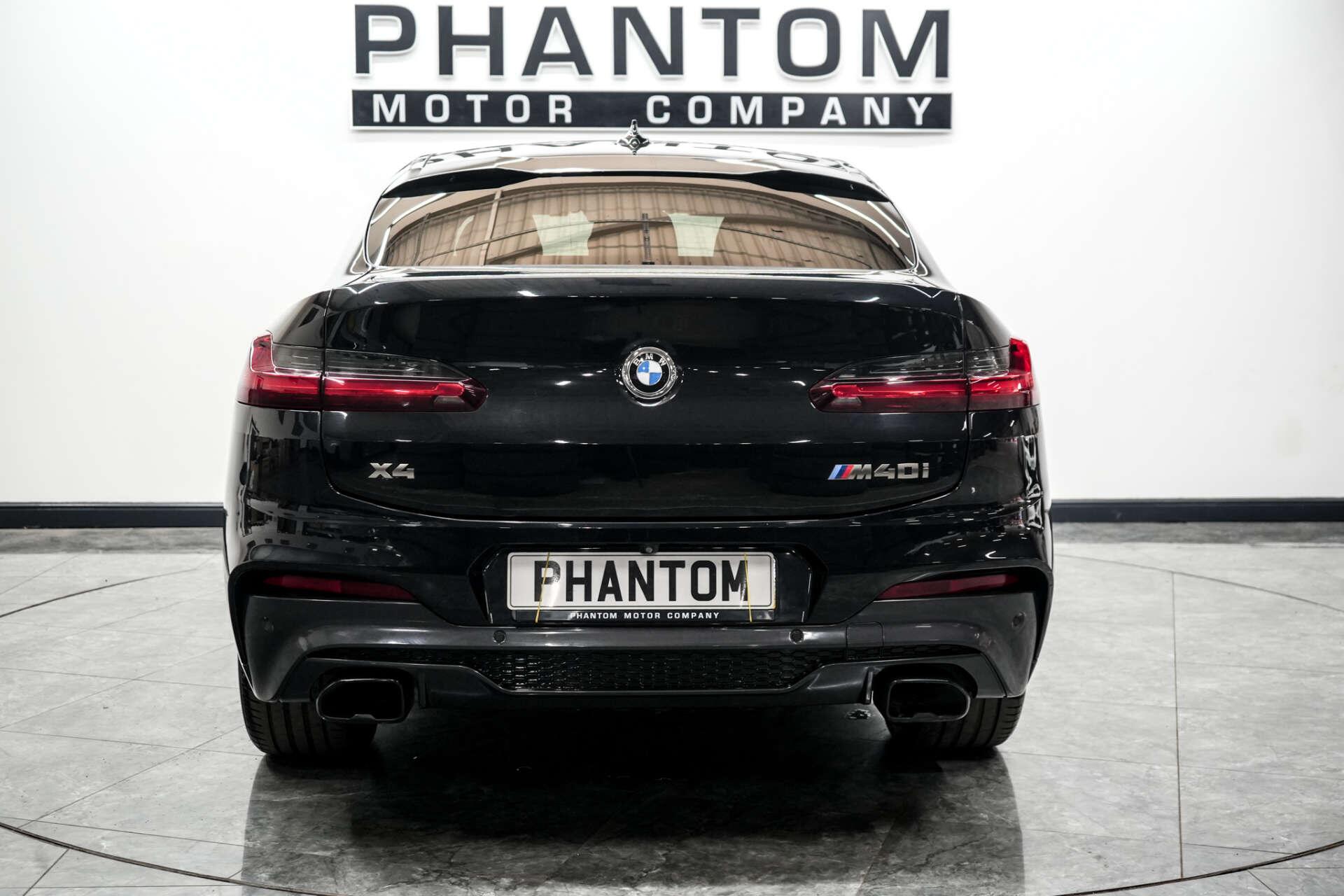 BMW X4 view 4