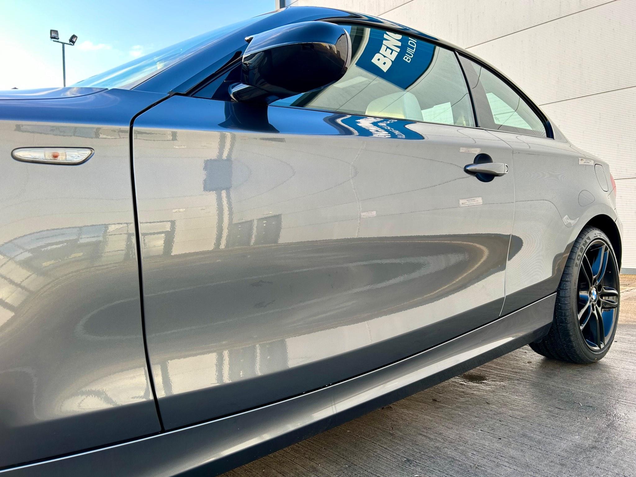 BMW 1 Series view 10