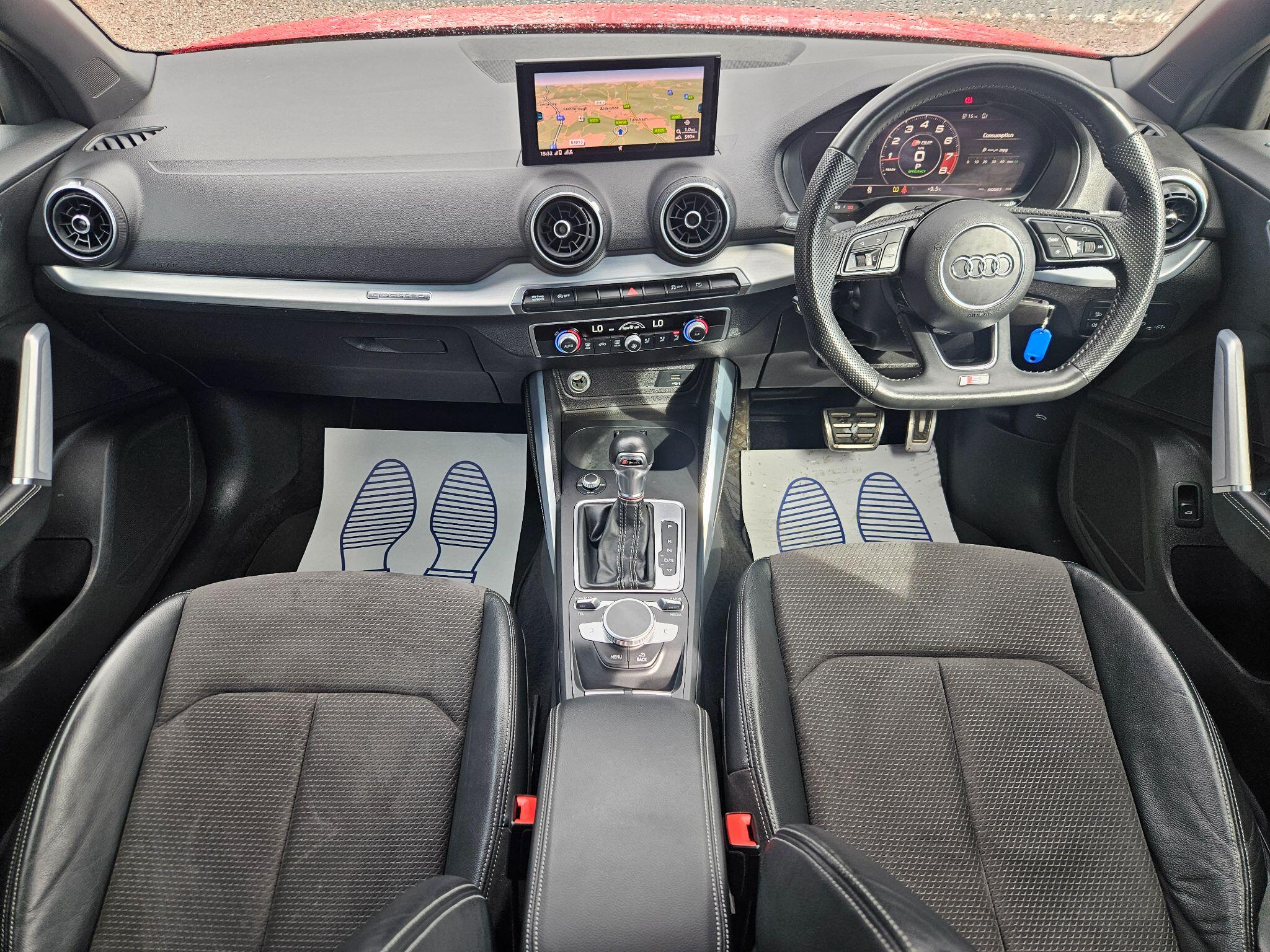 2019 Audi SQ2 image 22