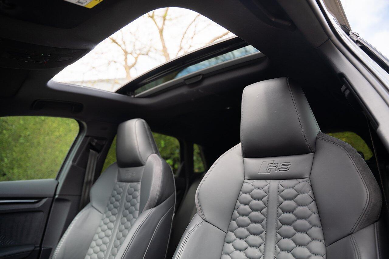 Audi RS3 view 4