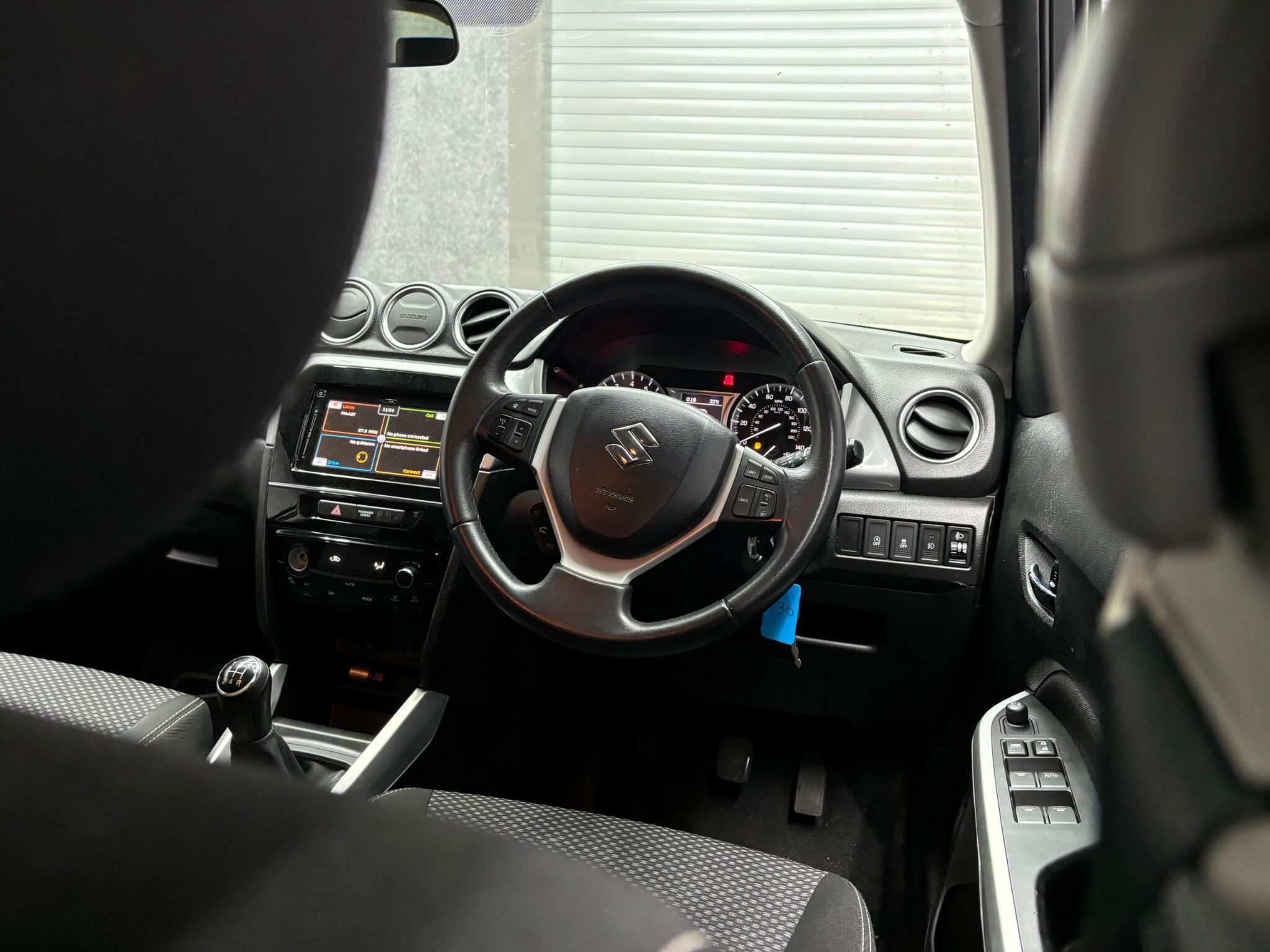 Suzuki Vitara view 17