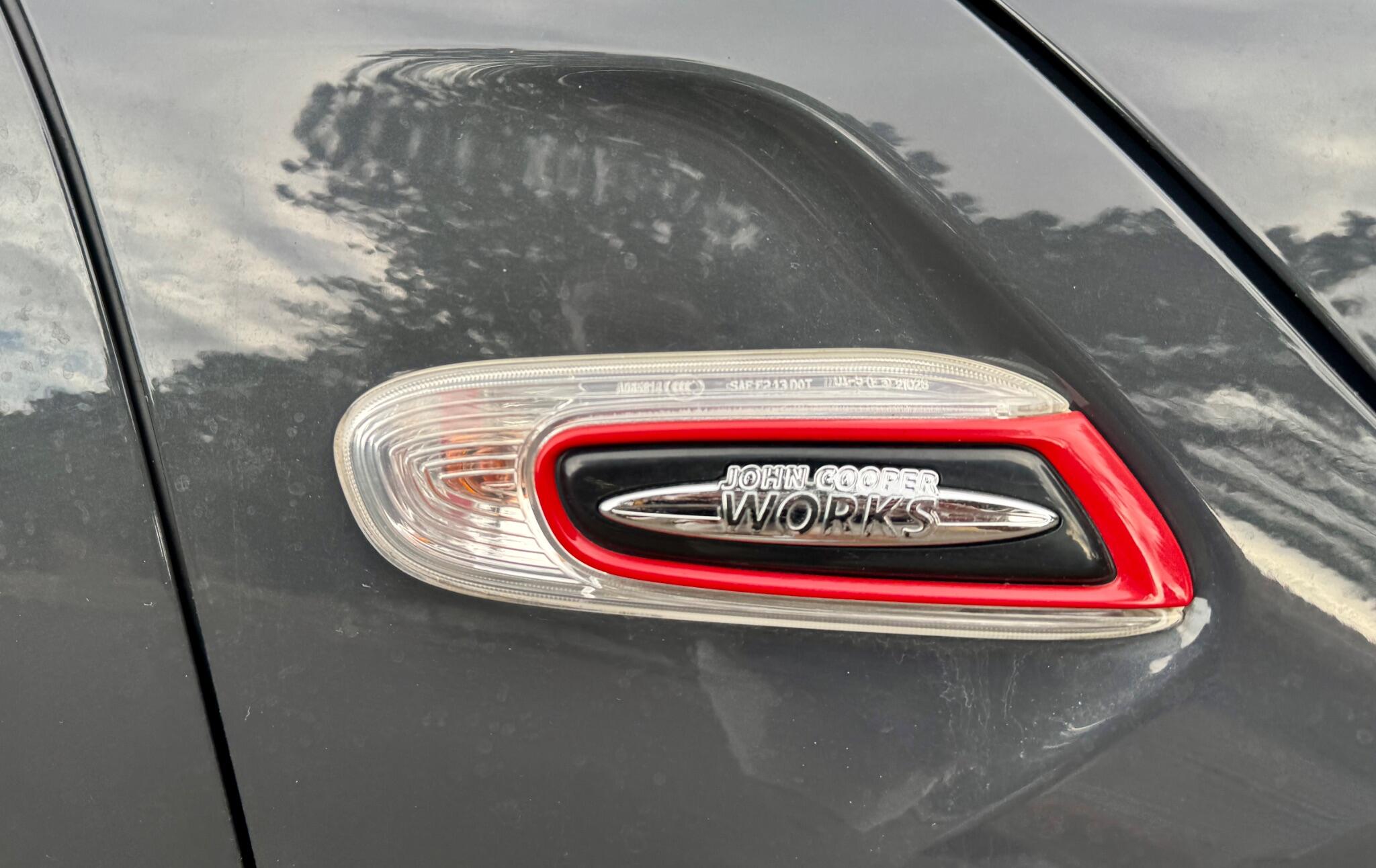 Mini Convertible view 75