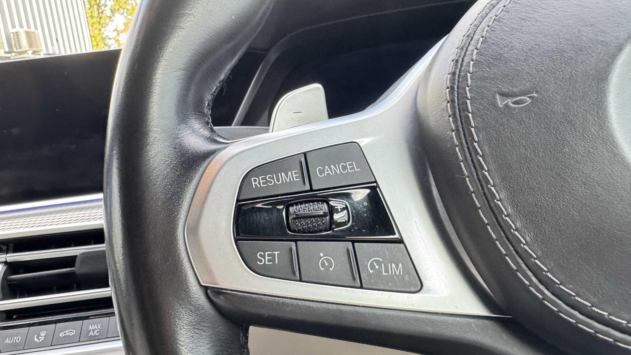 BMW X5 view 43