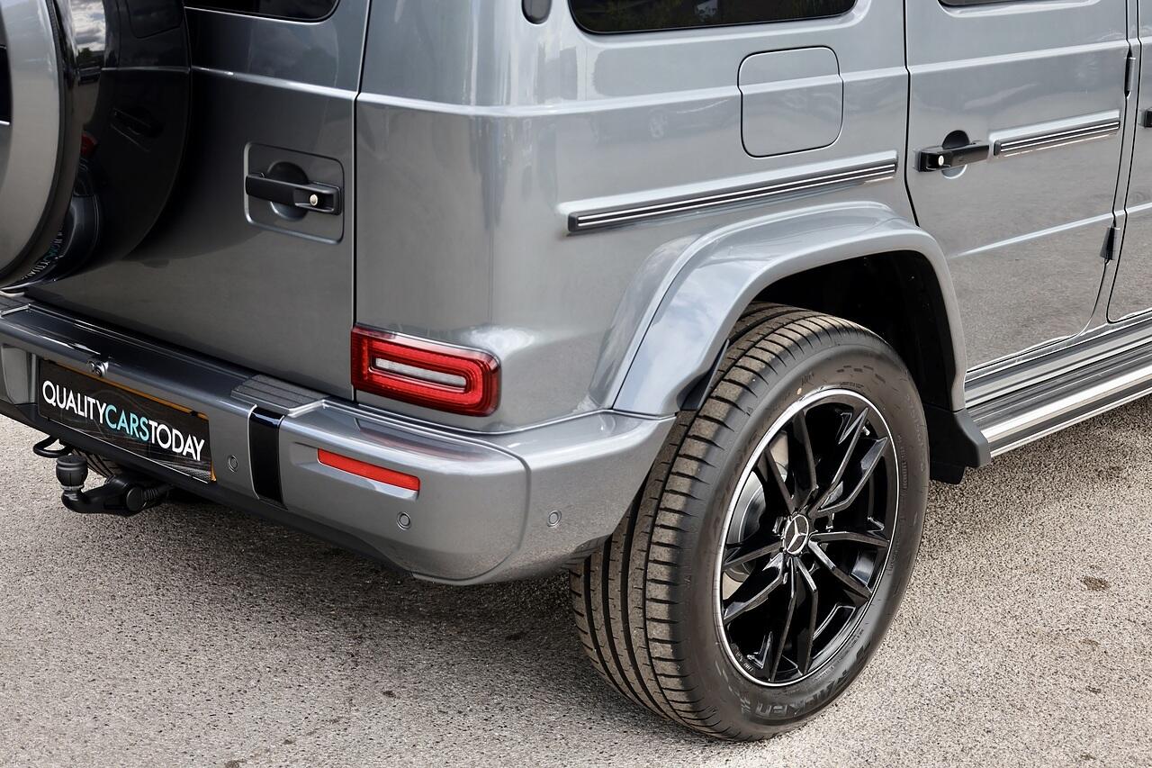 Mercedes-Benz G Class view 28