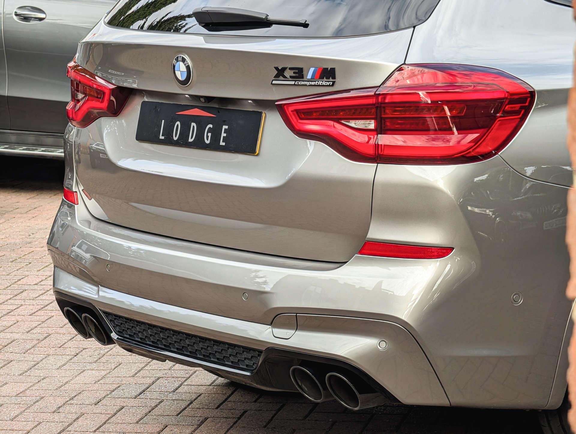 BMW X3 M view 19