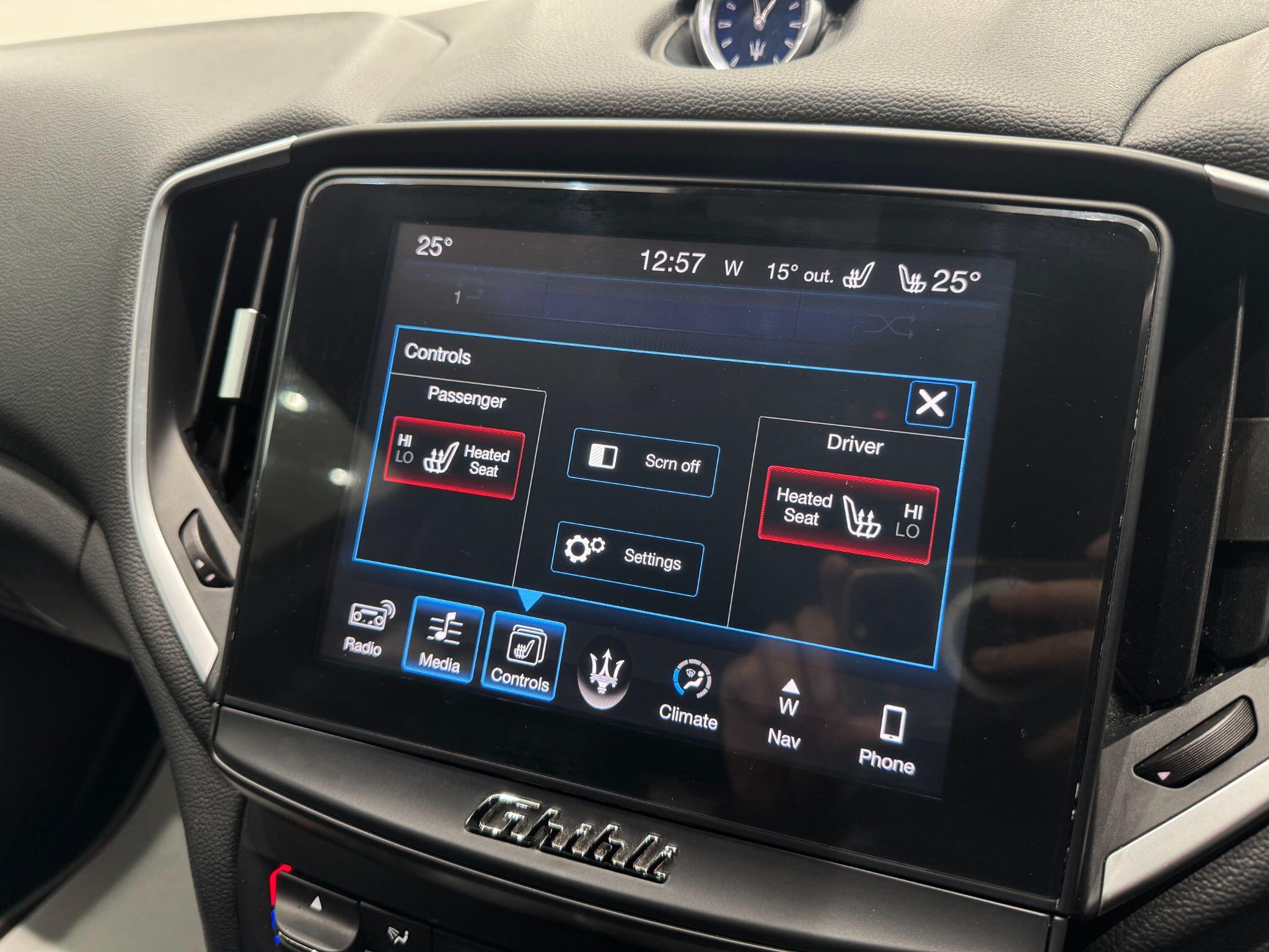 Maserati Ghibli view 32