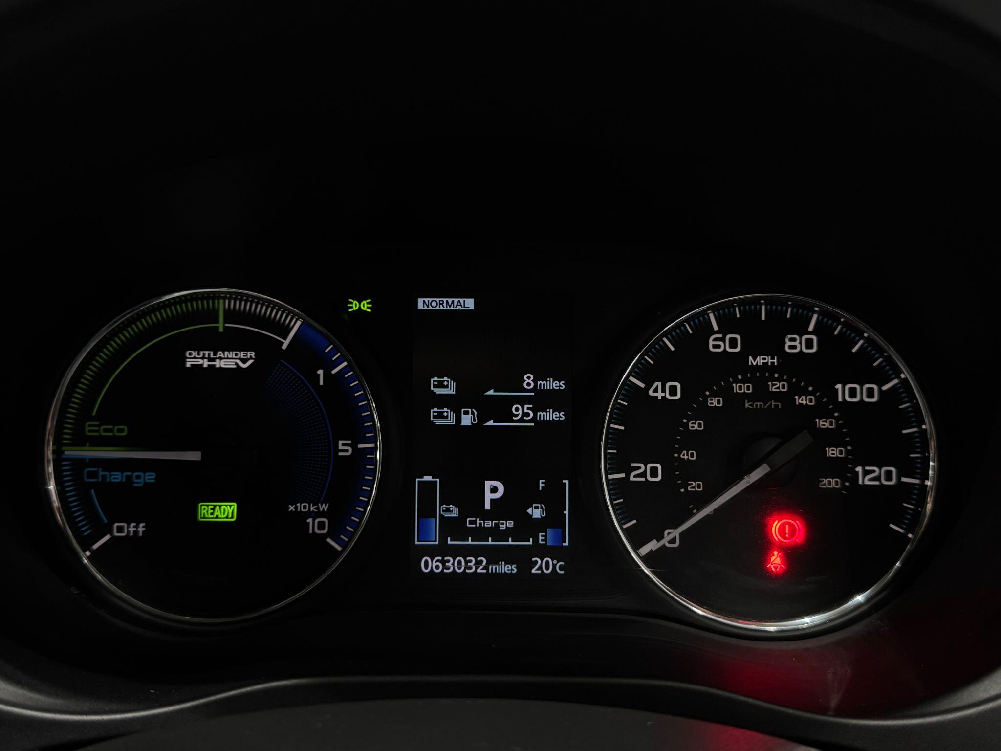 Mitsubishi Outlander view 53