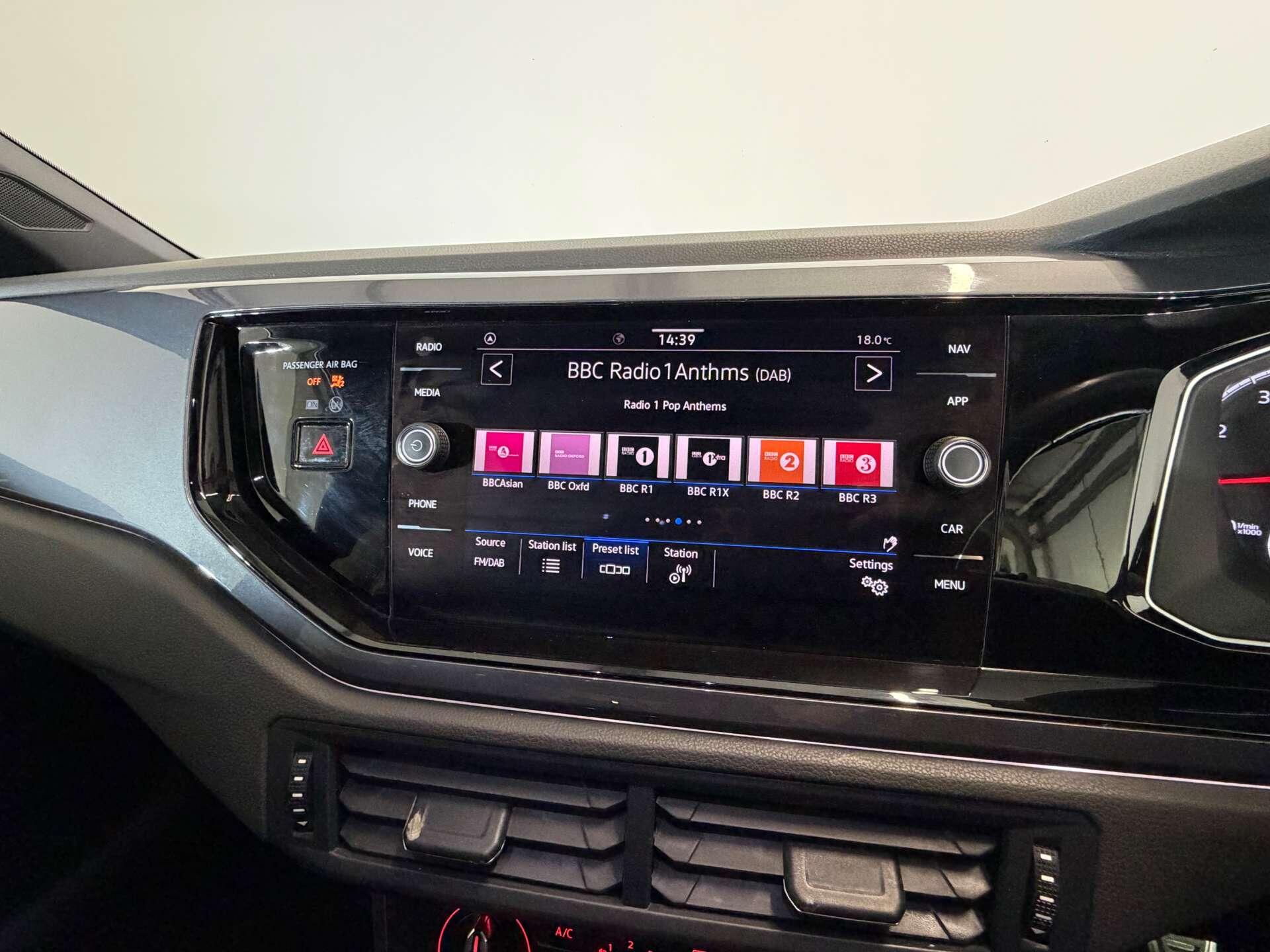 Volkswagen Polo view 36