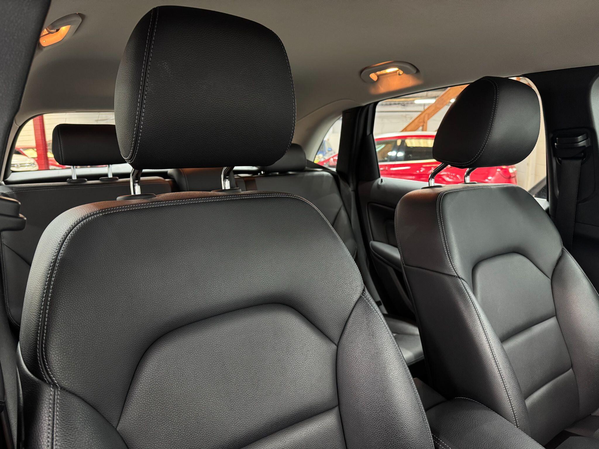 Mercedes-Benz B-Class view 29