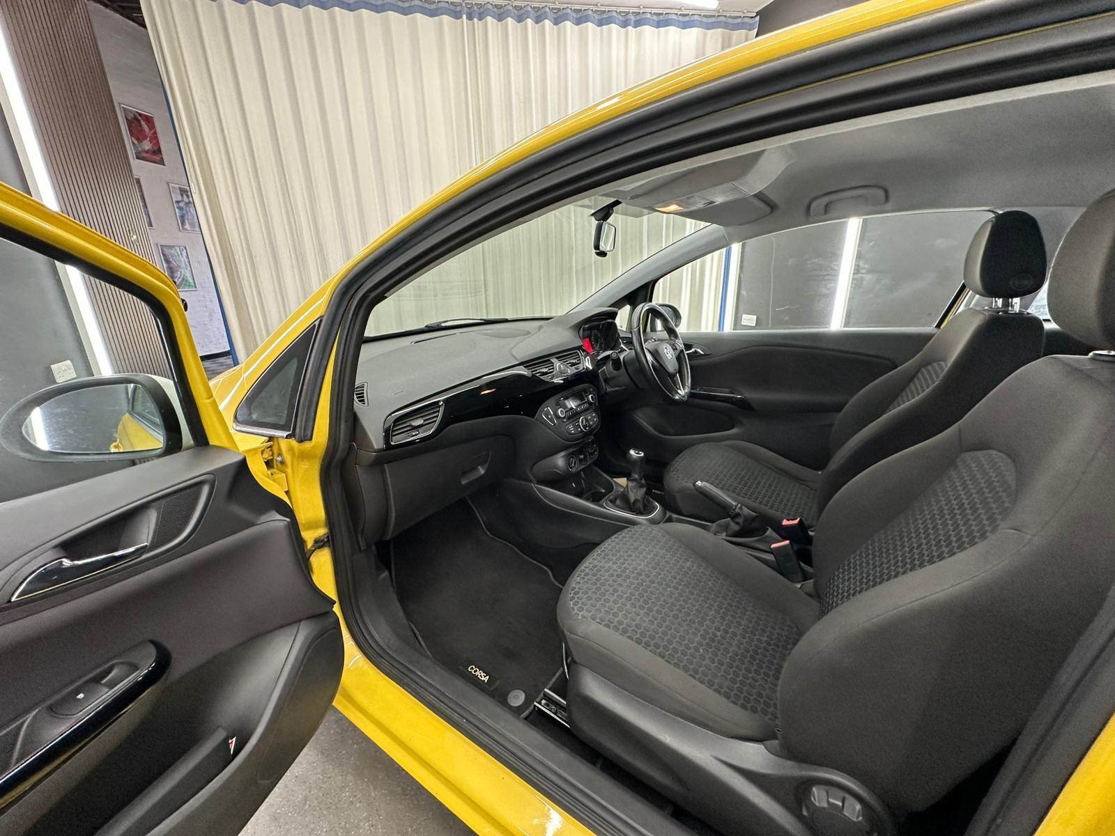 Vauxhall Corsa view 24