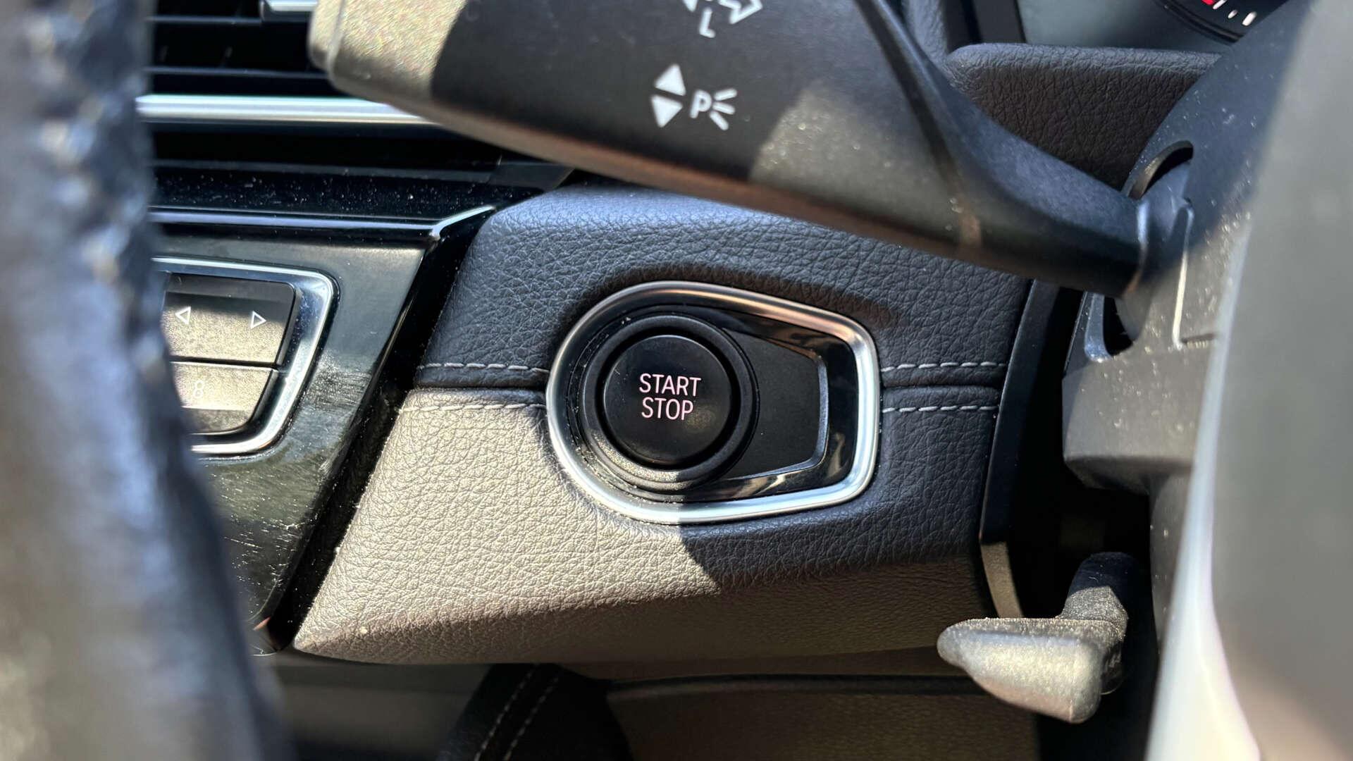 BMW 2 Series view 22