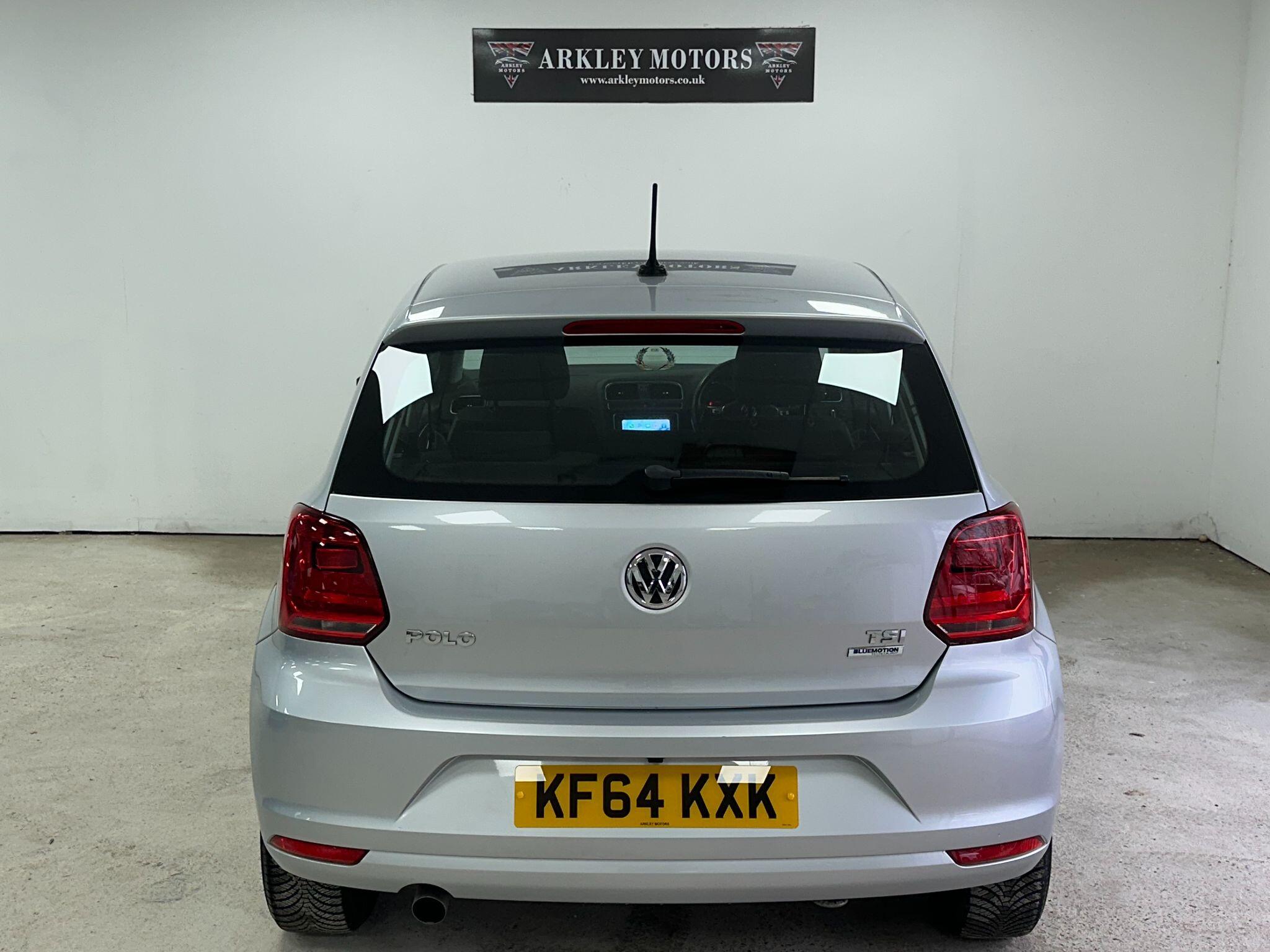 2015 Volkswagen Polo 1.2 TSI BlueMotion Tech SE DSG Euro 6 (s/s) 5dr • 28,375 miles image 13
