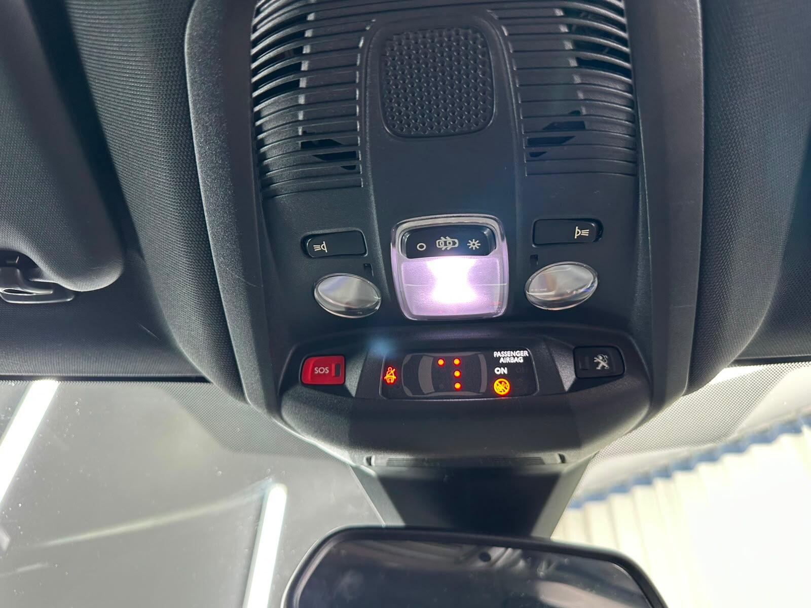 Peugeot 3008 view 41