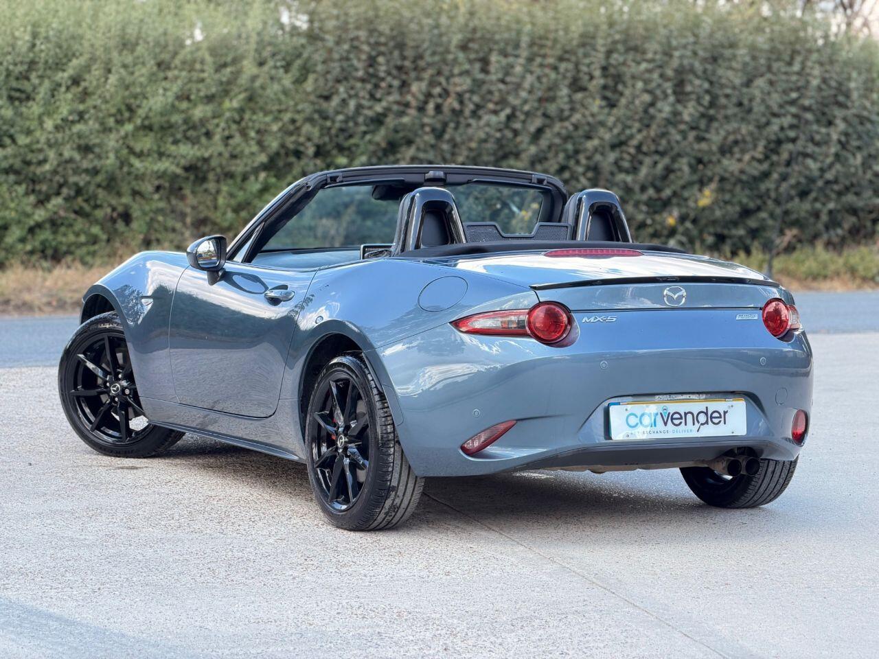 Mazda MX-5 view 7