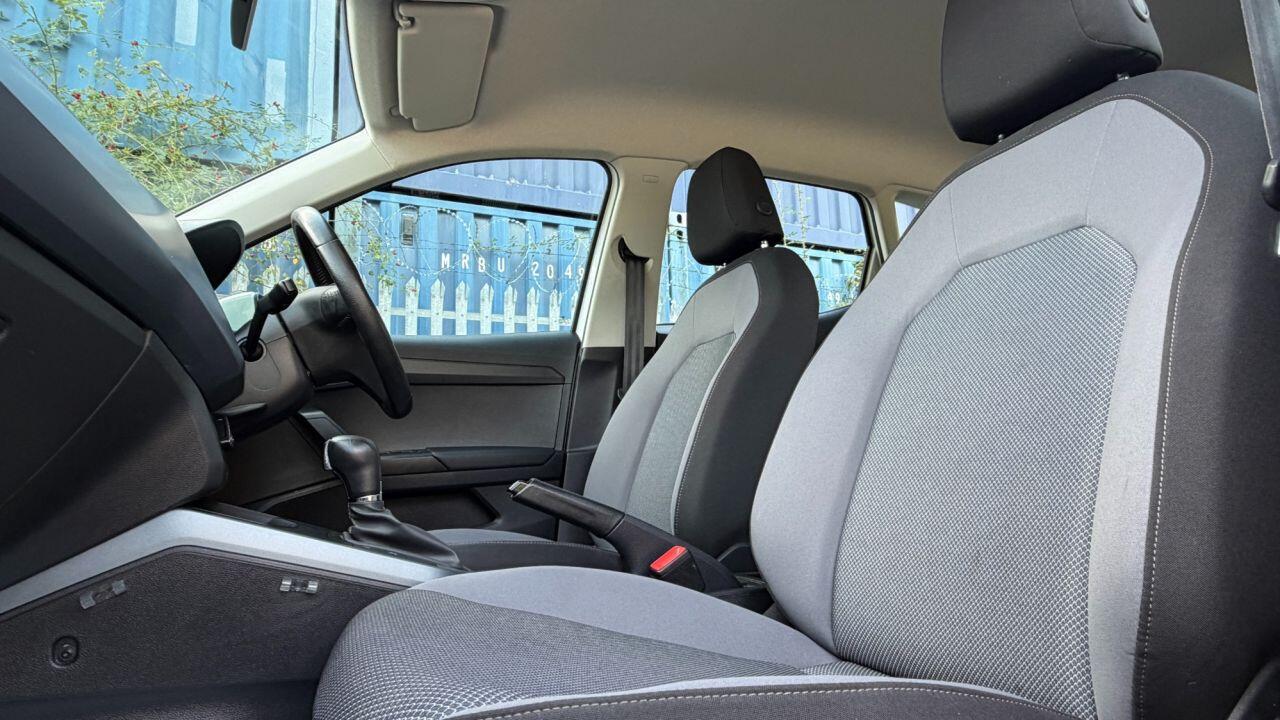 Seat Arona view 9