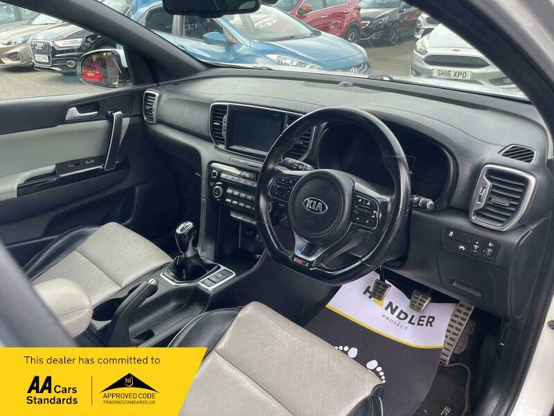2018 Kia Sportage 1.6 T-GDi GT-Line Euro 6 5dr • 90,401 miles image 28